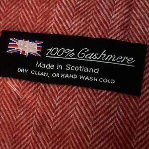 100% Cashmere Scarf - Red
